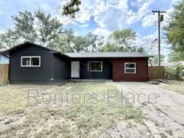 featured image of 2214 S Poplar St