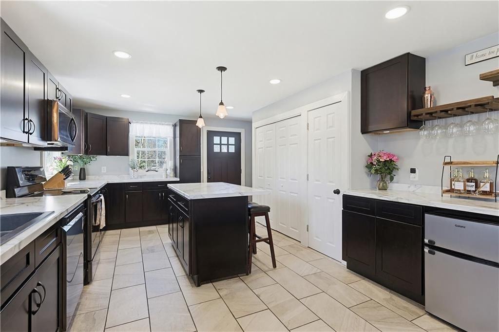44 Old Stone Church Rd - Photo 6 of 18
