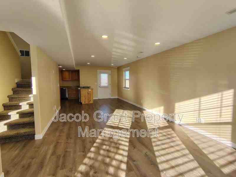 367 La Montagna Strada - Photo 4 of 27