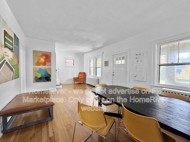 312 Brilliant Ave - Photo 5 of 19