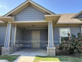 1021 Sw 92nd St - Photo 1 of 1