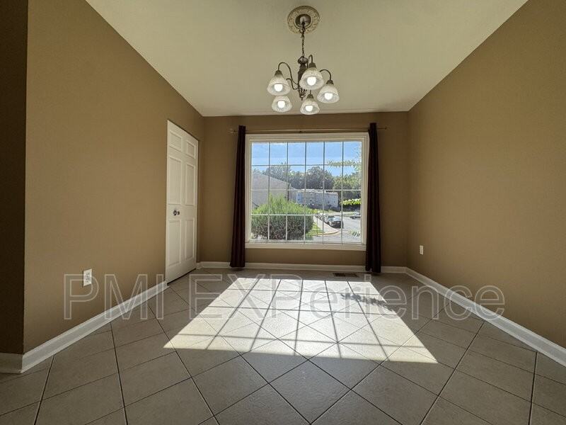2067 Chadwick Ter - Photo 6 of 33