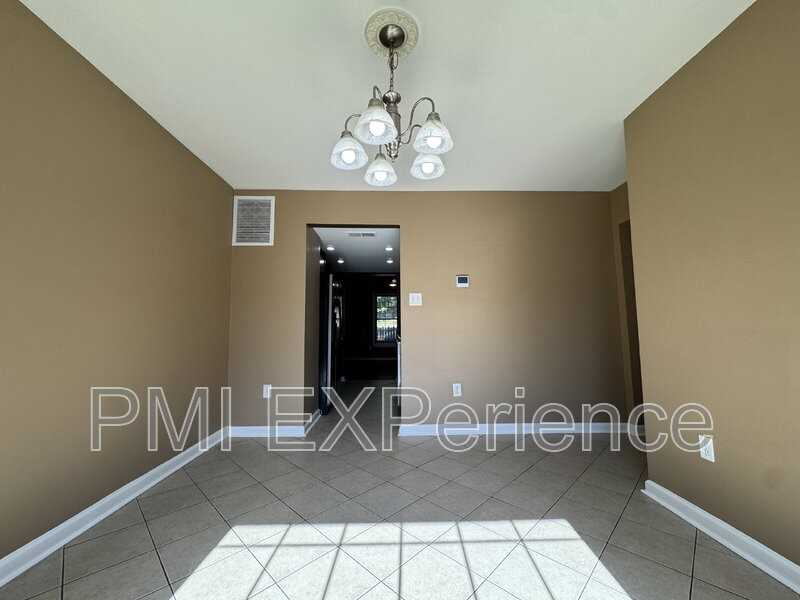 2067 Chadwick Ter - Photo 7 of 33