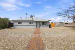 featured image of 3302 W Solano Dr S