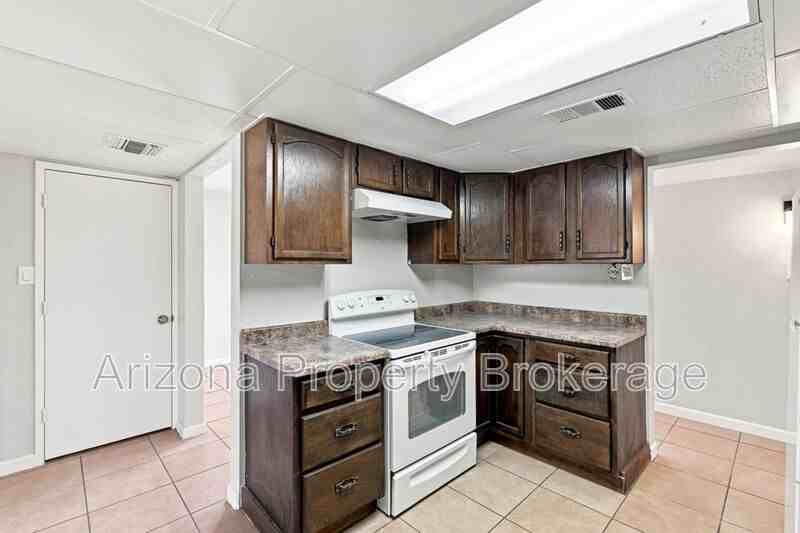 3302 W Solano Dr S - Photo 7 of 25