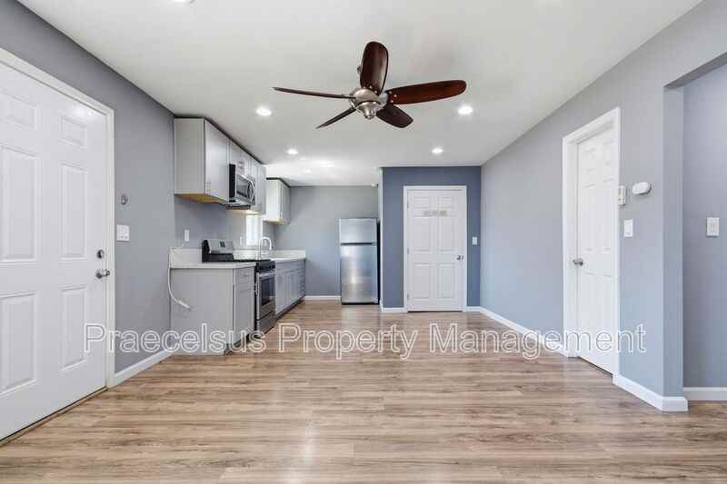 311 Date St #A - Photo 3 of 32