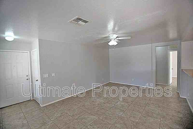 13301 N 124th Ave - Photo 6 of 13