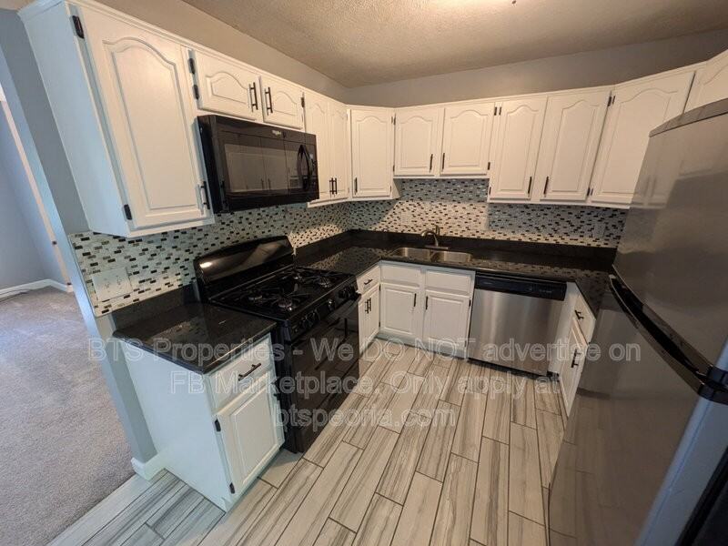 5926 N Tampico Dr - Photo 5 of 21