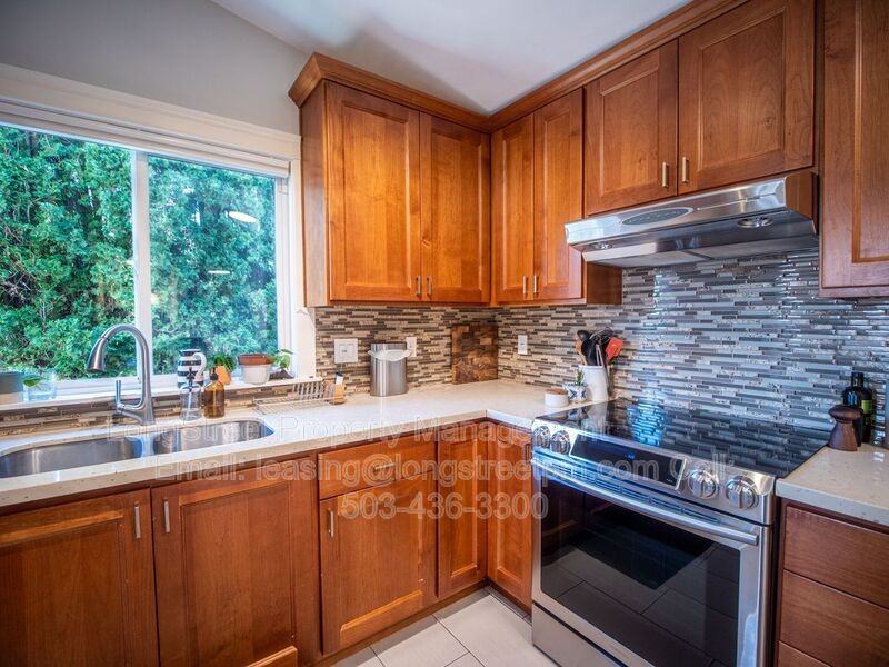 13610 Se Holgate Blvd - Photo 7 of 24