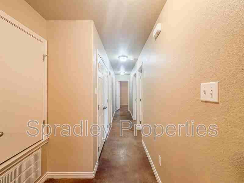 1549 Brady Way - Photo 7 of 14