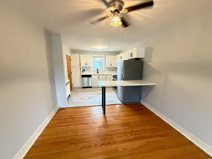 455 Cordach Cres #6 - Photo 3 of 10