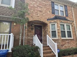 featured image of 674 Lord Dunmore Dr
