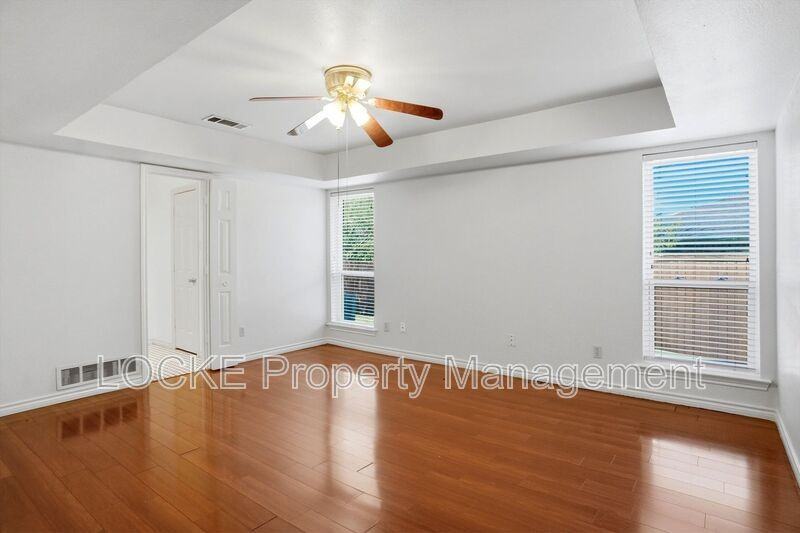 2033 Teton Pl #B - Photo 7 of 15