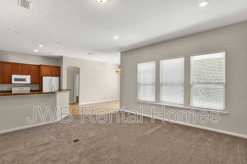 14422 Christen Dr S - Photo 7 of 28