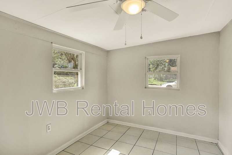 3837 Nancy St - Photo 7 of 16