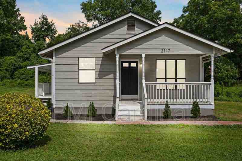 2117 Wilson Ave - Photo 4 of 44