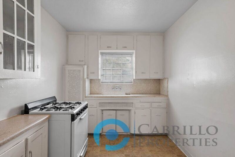 3009 1/2 30th St - Photo 2 of 18