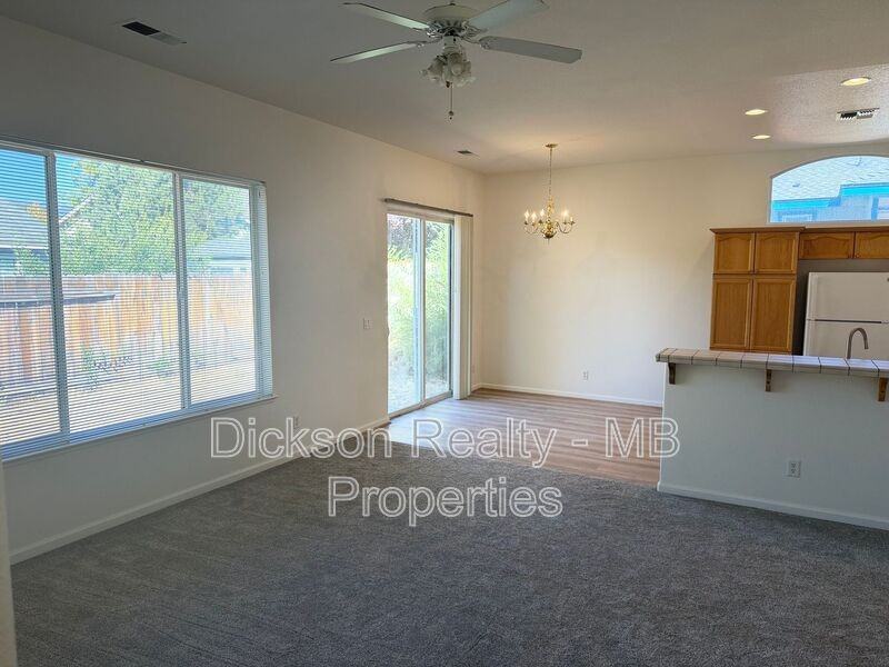 155 Sagebrook Dr - Photo 5 of 31