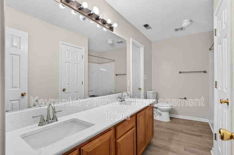4510 Camden Ridge Dr - Photo 5 of 41
