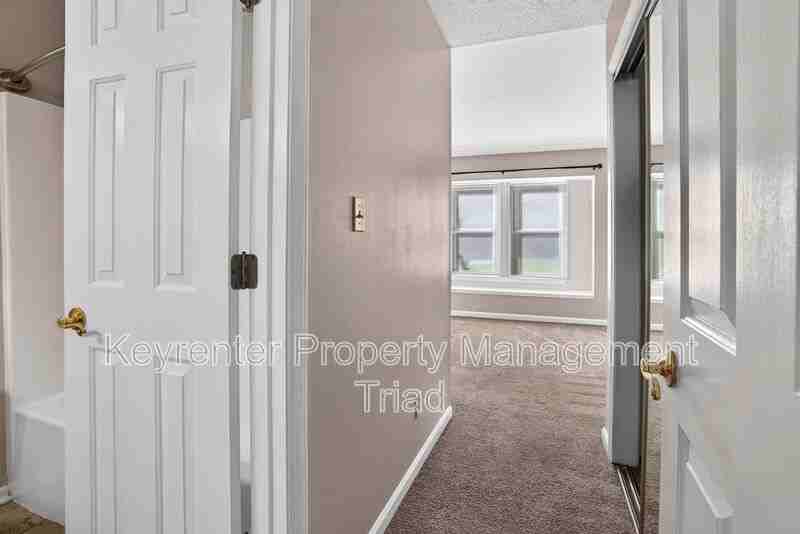 3607 Mccuiston Rd #53 - Photo 7 of 36