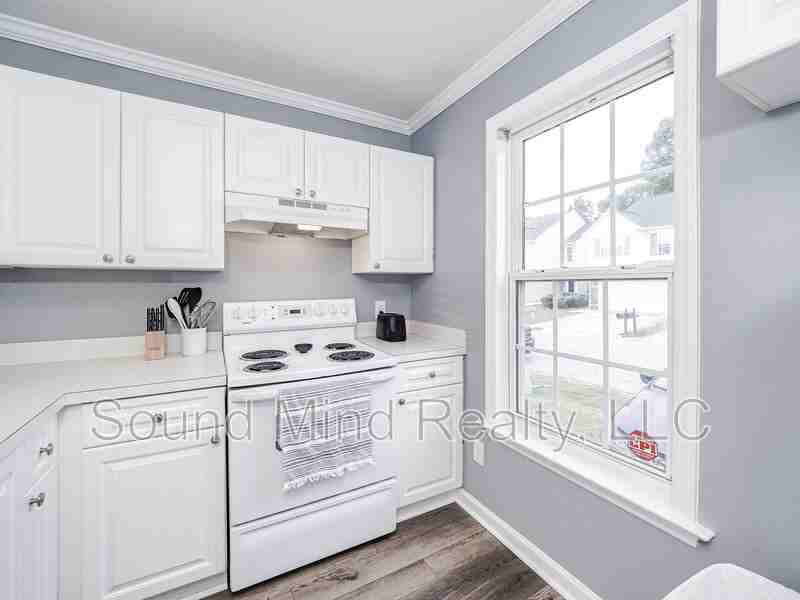 2510 Blackwolf Run Ln - Photo 4 of 14