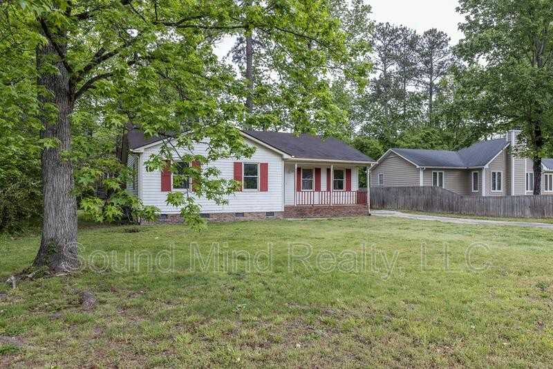 8221 Rocky Ct - Photo 2 of 30