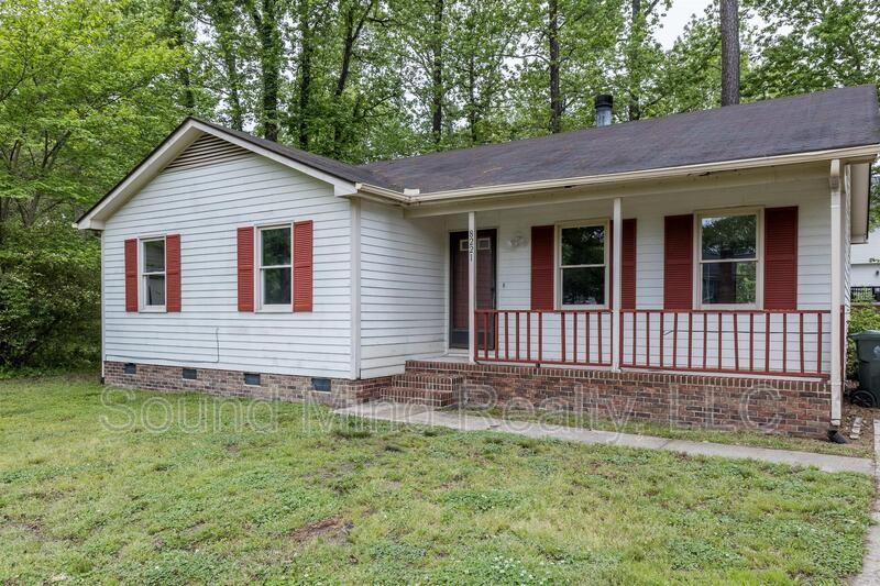 8221 Rocky Ct - Photo 4 of 30