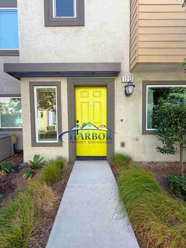 1215 Canoe Ln - Photo 3 of 29