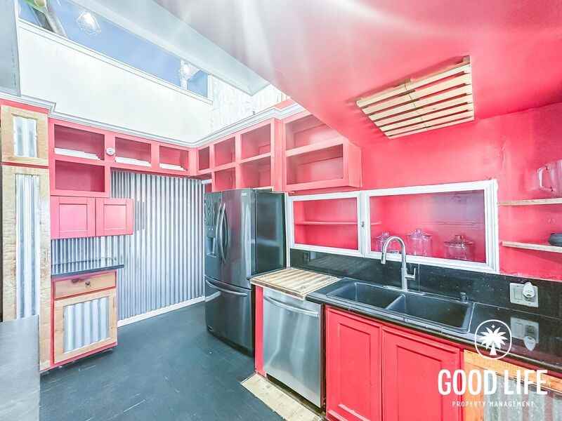 260 Woodman St - Photo 7 of 24