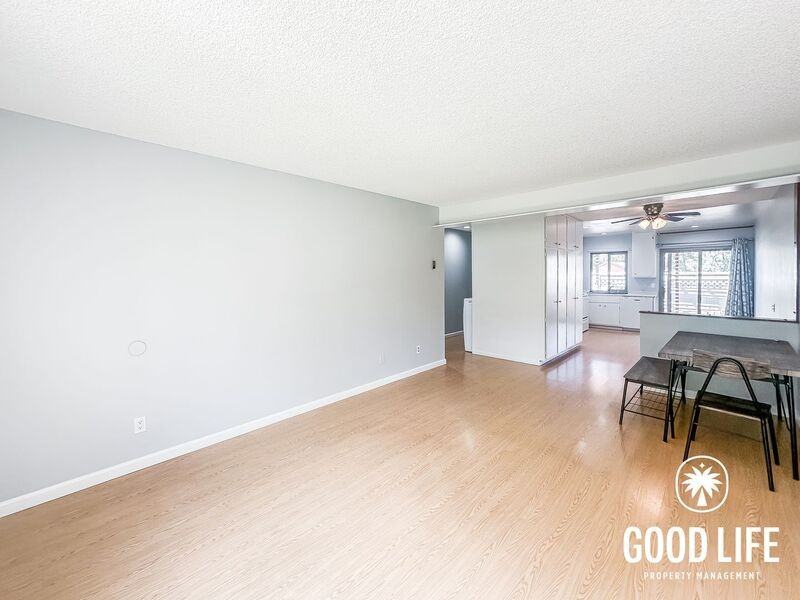 8754 Wahl St - Photo 6 of 16