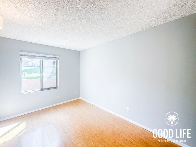8754 Wahl St - Photo 7 of 16