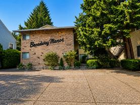 4606 Ne Broadway - Photo 1 of 1