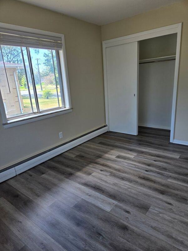 6541 2Nd St Ne Fridley Mn #3 - Photo 2 of 12