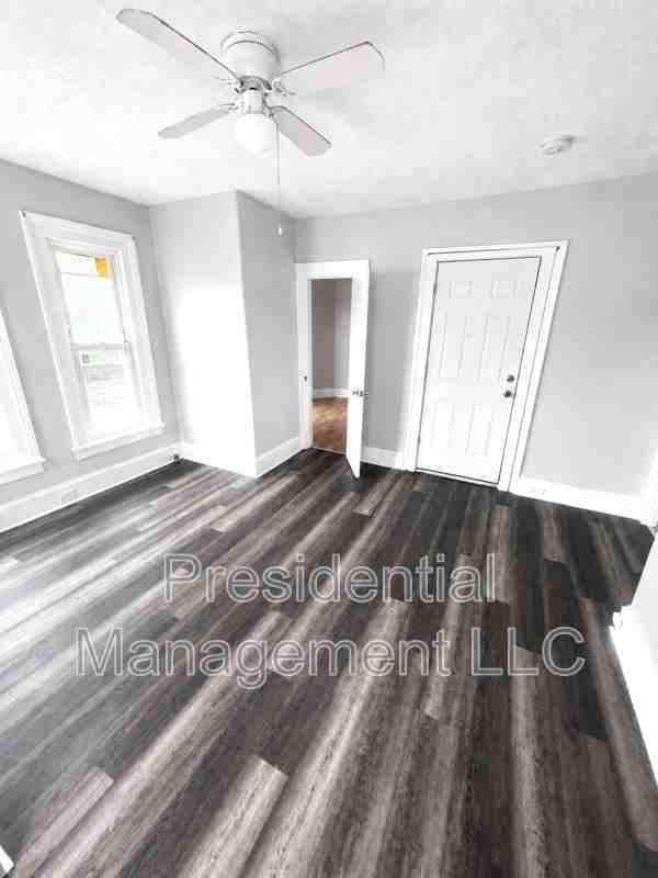 74 Holmes Ave #1L - Photo 6 of 11
