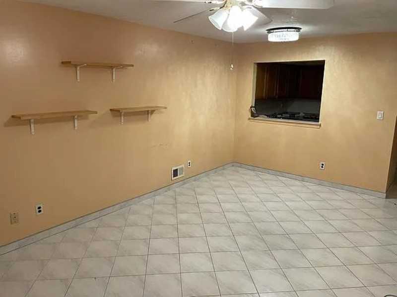 212 Katan Ave #B - Photo 2 of 15