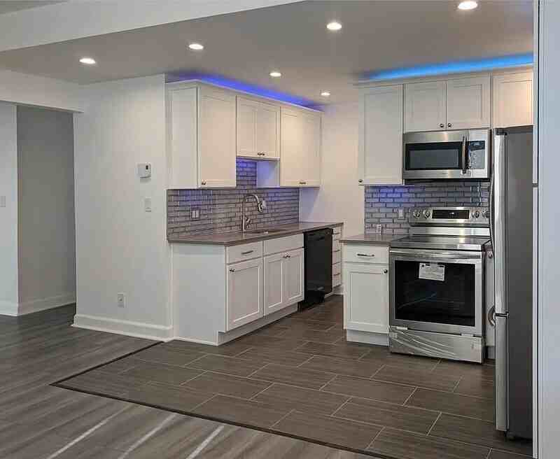 140 Chestnut St #601 - Photo 4 of 16
