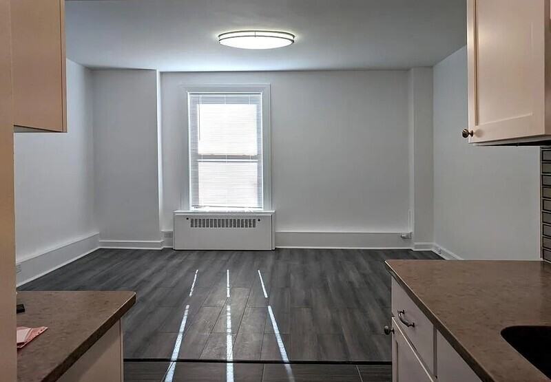 140 Chestnut St #601 - Photo 5 of 16