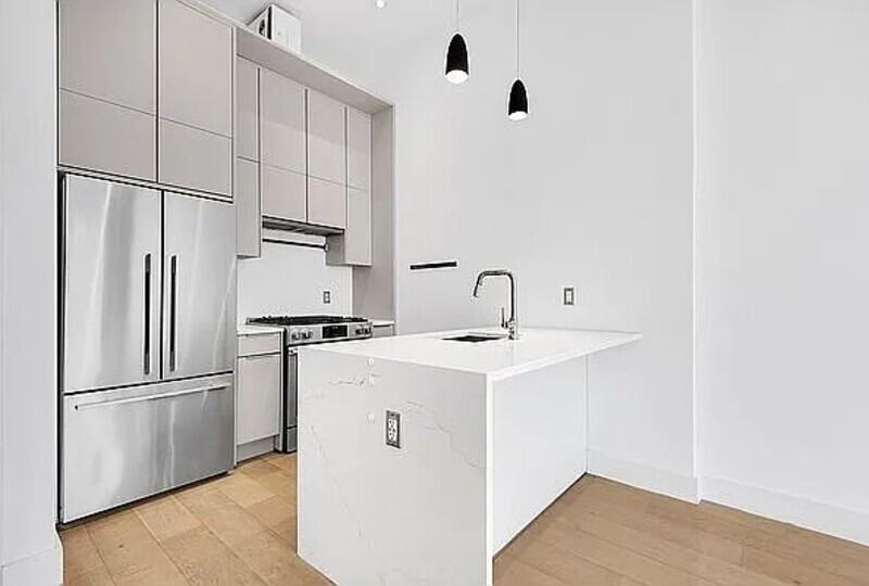 762 Marcy Ave #3B - Photo 3 of 9