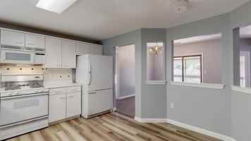 featured image of 770 Salisbury St #577