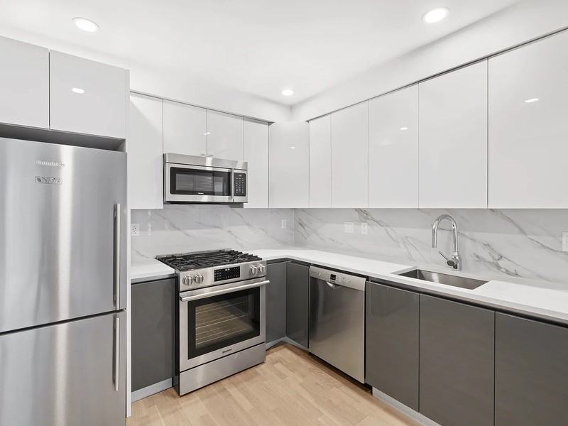 2600 Adam Clayton Powell Jr Blvd #3J - Photo 6 of 10