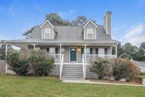 featured image of 15 Fairview Oak Pl