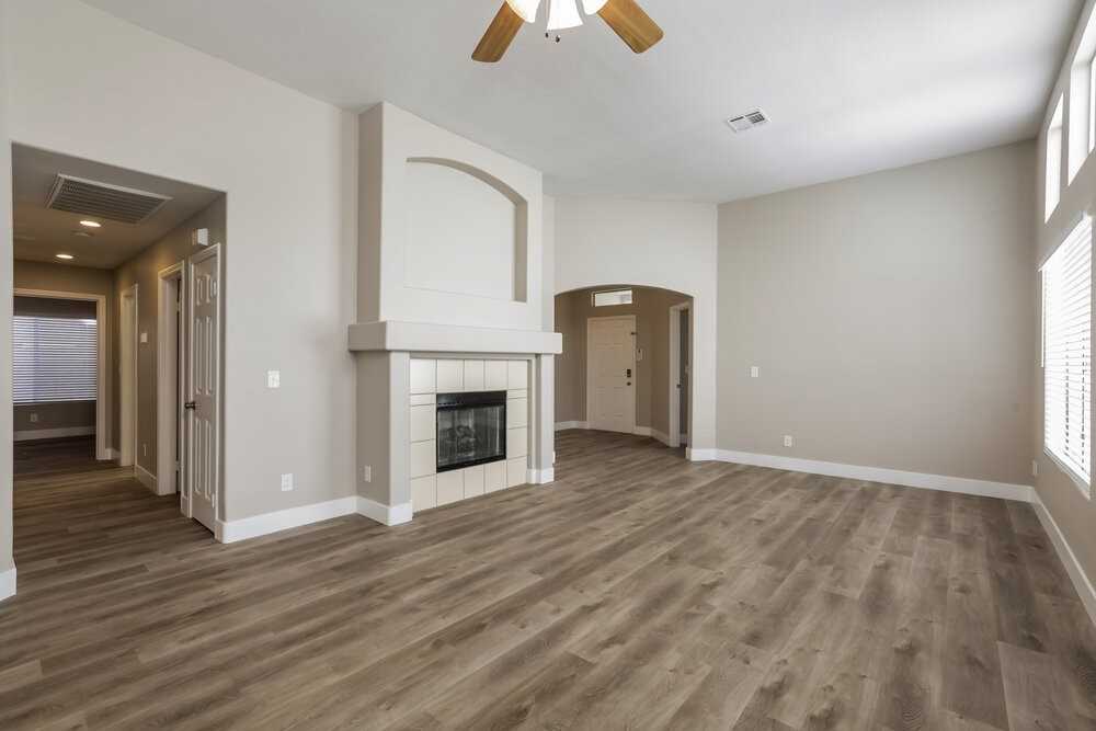 3334 Syvella Ct - Photo 4 of 16