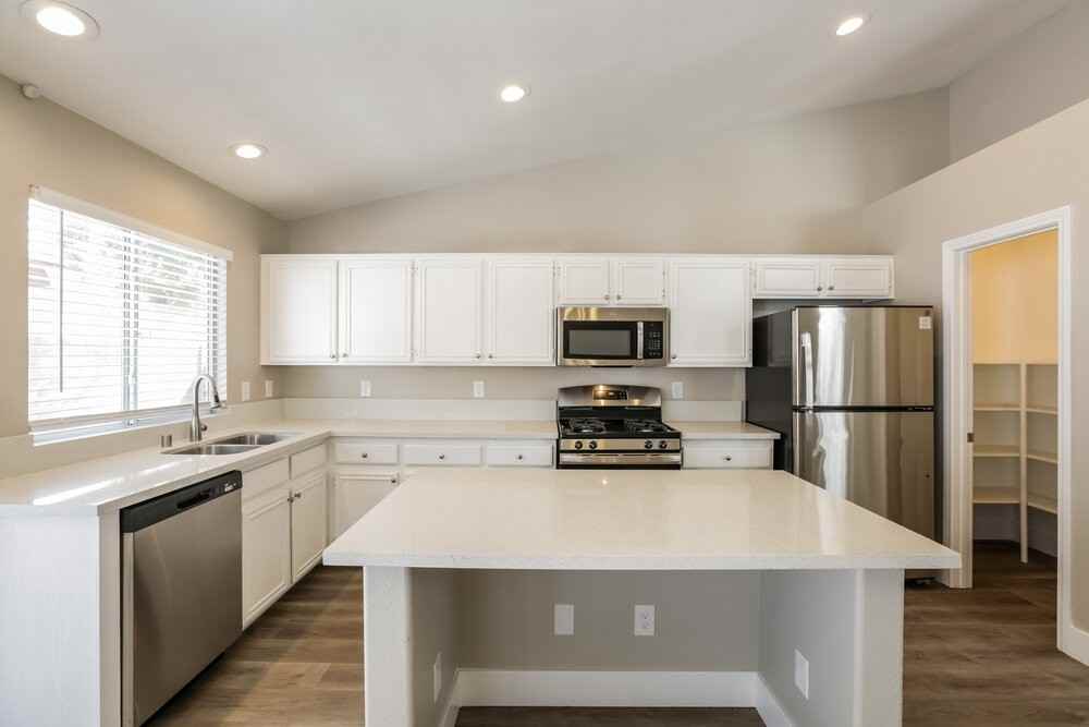3334 Syvella Ct - Photo 7 of 16