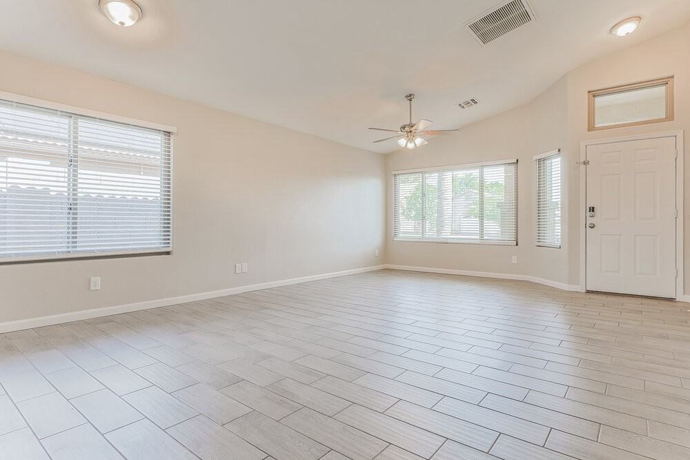 3950 E Barbarita Ave - Photo 3 of 16