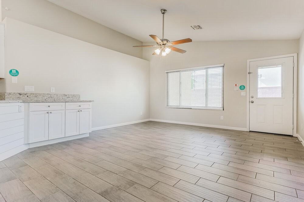 3950 E Barbarita Ave - Photo 4 of 16