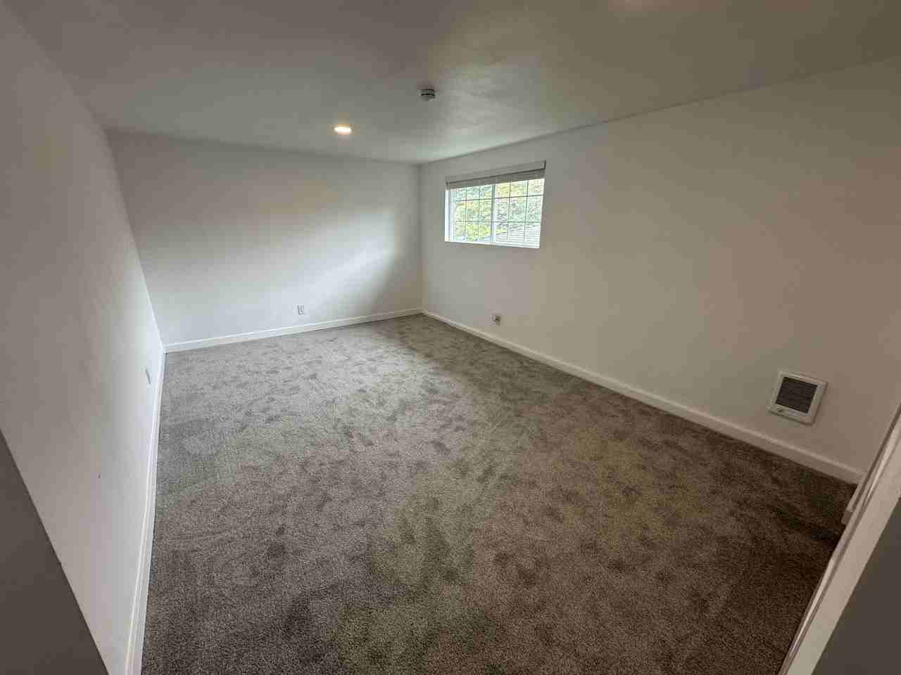 1210 E Seattle St #NA - Photo 7 of 16