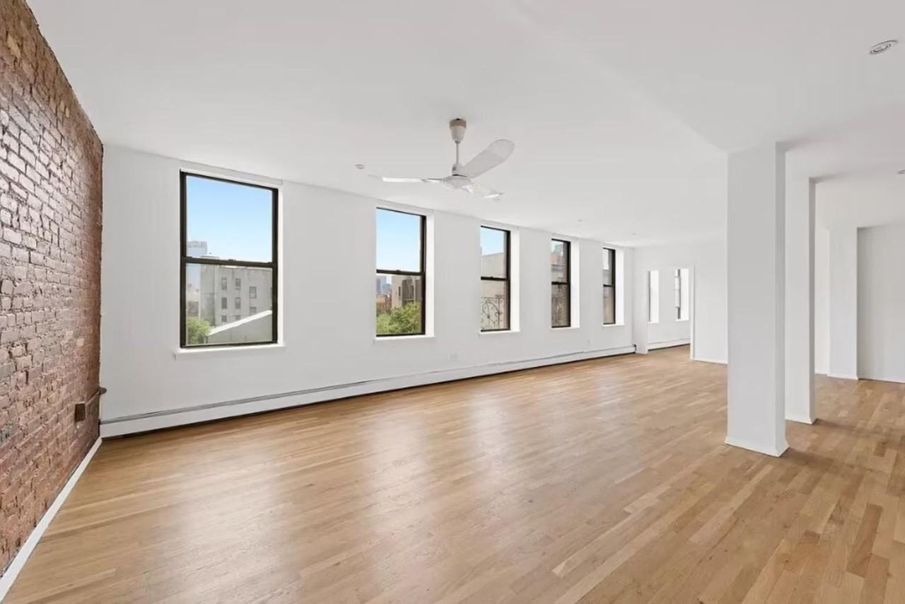 211 E 3rd St #5C - Photo 2 of 7