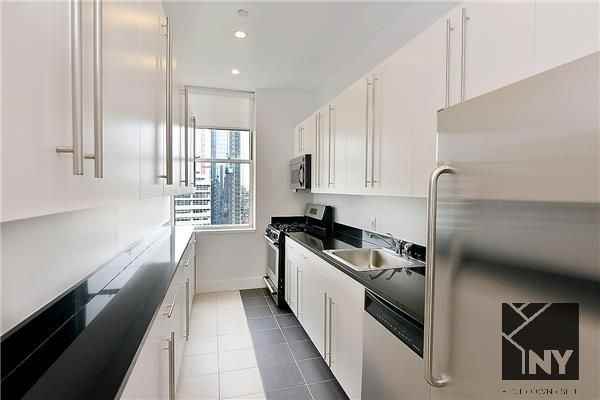 Murray St #2008 - Photo 6 of 11
