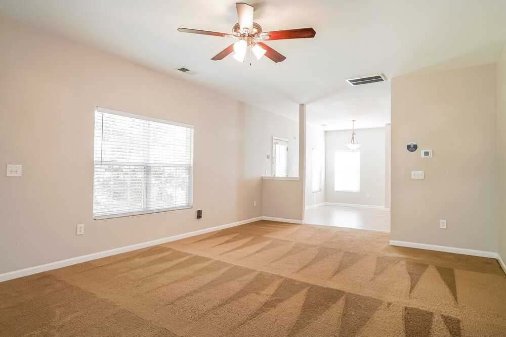 706 Calavaras Ln - Photo 5 of 17