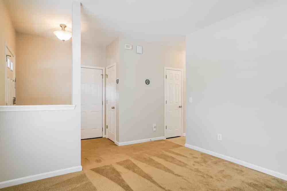 706 Calavaras Ln - Photo 6 of 17